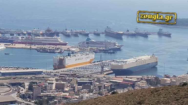 Γέμισε χιλιάδες αυτοκίνητα το λιμάνι του Πειραιά…